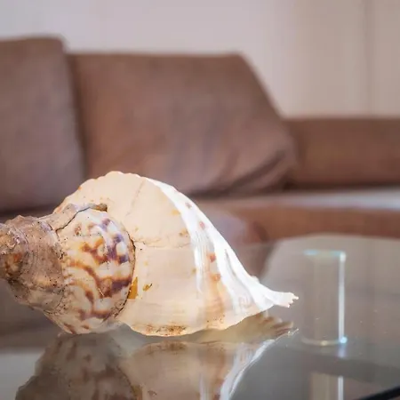 2 Quartos, Ac, Varanda Garagem, Prestige For * タヴィラ