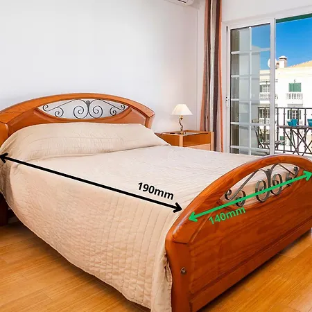 Apartment 2 Quartos, Ac, Varanda Garagem, Prestige For *