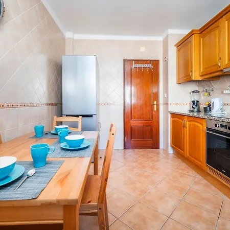 Apartamento 2 Quartos, Ac, Varanda Garagem, Prestige For Tavira